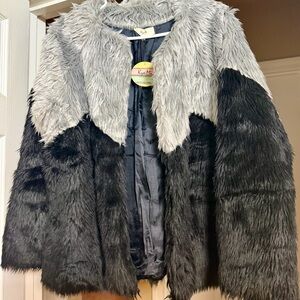 Chic Two-Tone Faux Fur Teddy Jacket